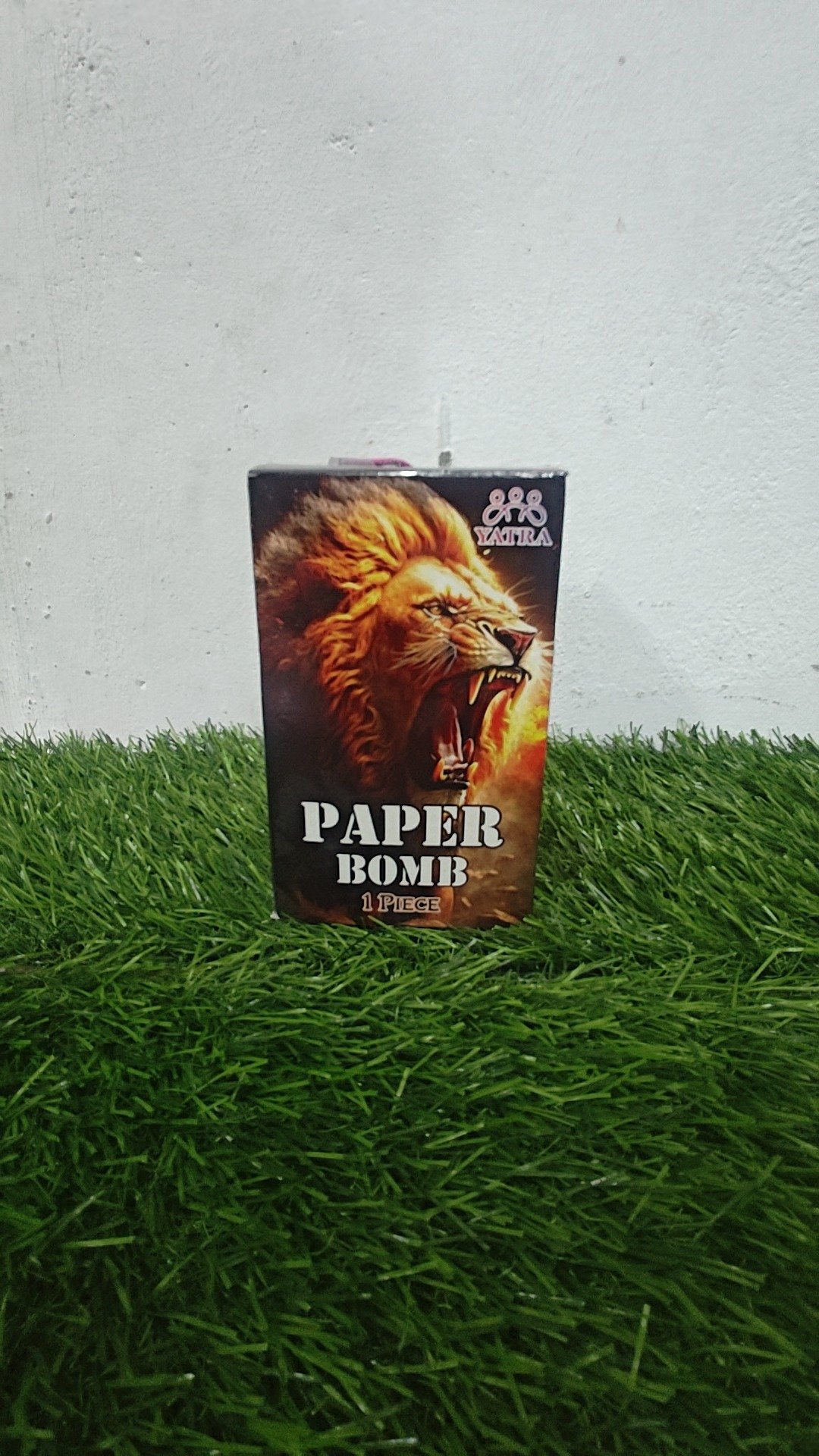 Paper Bomb ½ kg